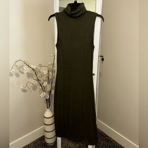 🍂Rue and Willow Olive Turtleneck Dress